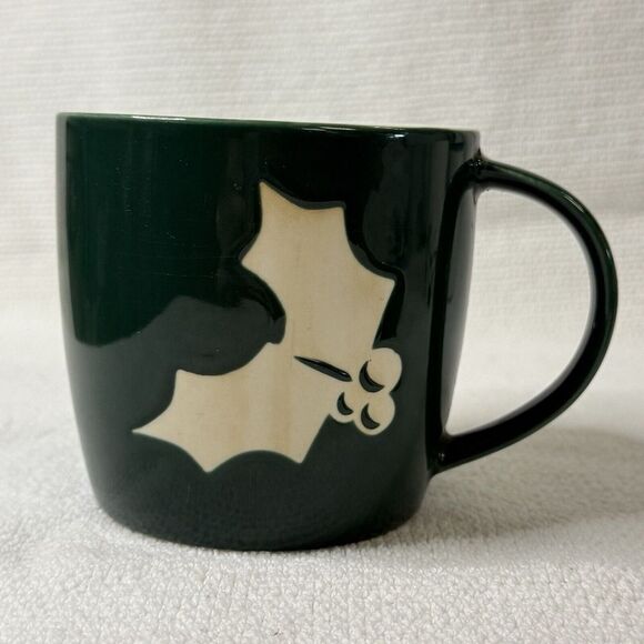 Starbucks Coffee Holiday 2011 Coffee Mug 16 Fl Oz Green Cup Holly Leaf & Berries - Picture 3 of 6